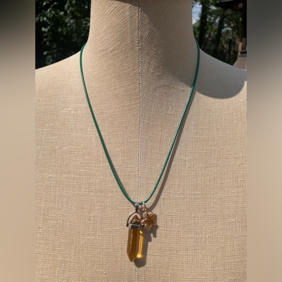 Handmade Honey Amber Resin Crystal Amulet Necklace & Enamel Star Charm - Picture 10 of 10